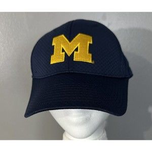 UNIVERSITY OF MICHIGAN U Of M Wolverines Baseball Hat Adult Size Strap Back Cap